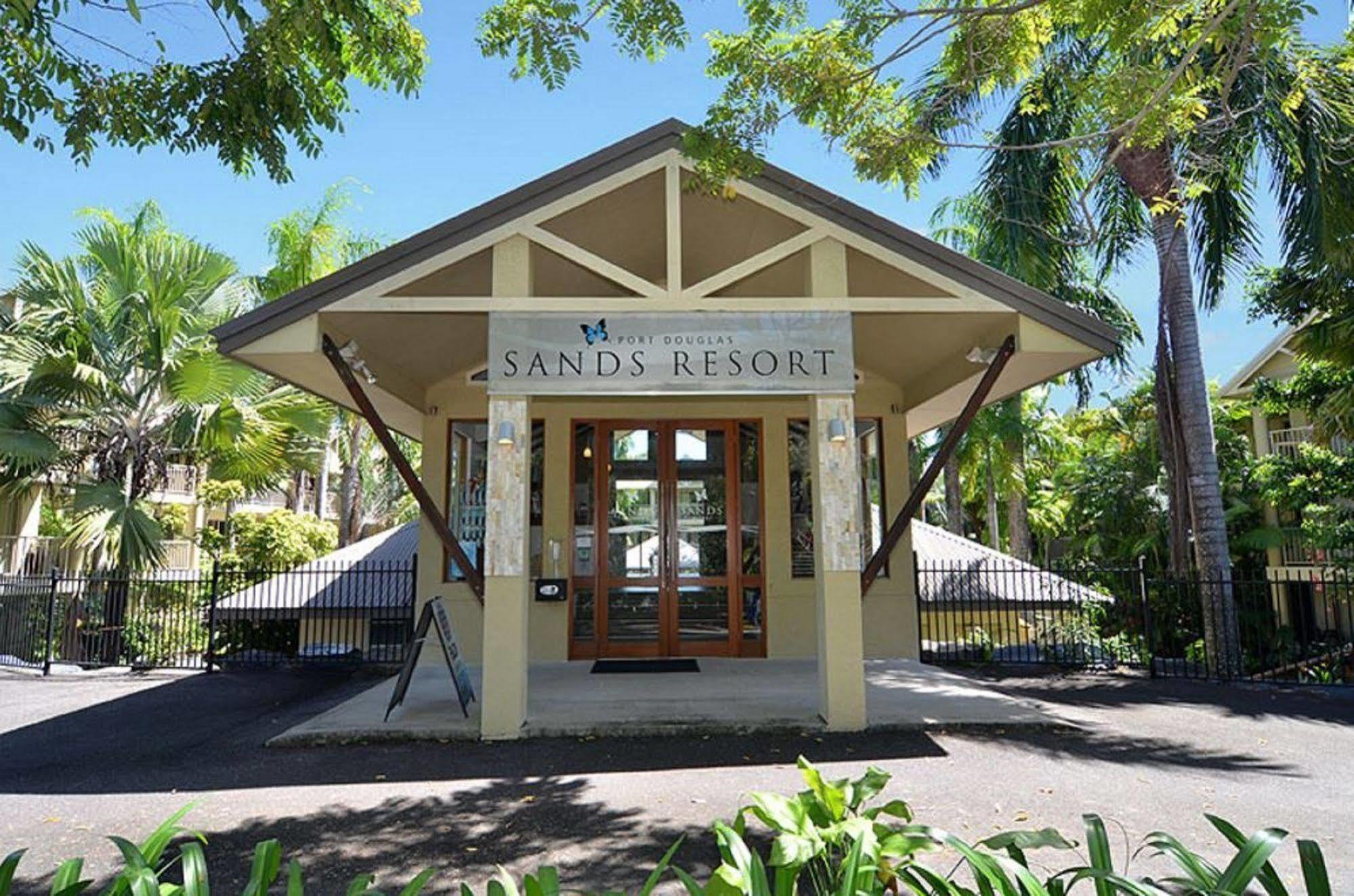 Port Douglas Sands Resort Eksteriør billede